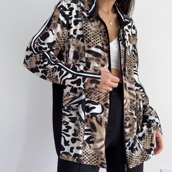 barbara lebek Leopard print zip front cardigan top - Picture 2 of 10